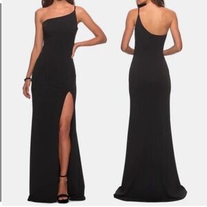 La Femme One-Shoulder Jersey Gown Black